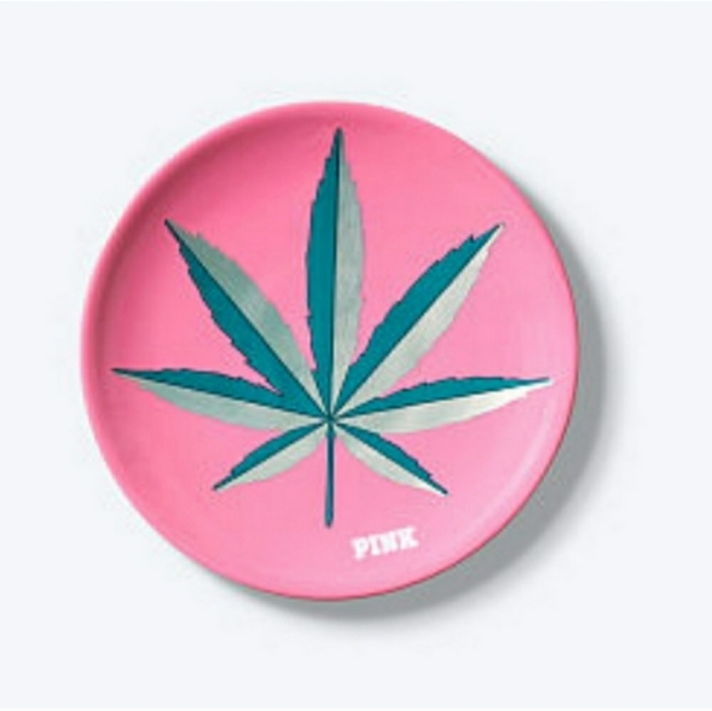 Vs pink coco chill trinket dish